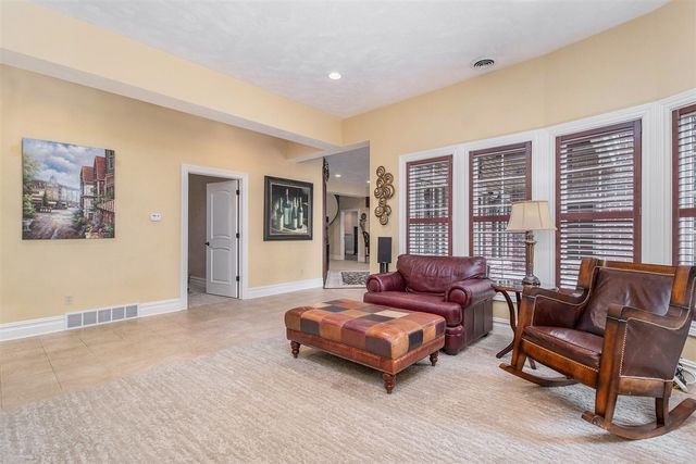 143 Waupakisco Beach, Battle Creek, MI 49015