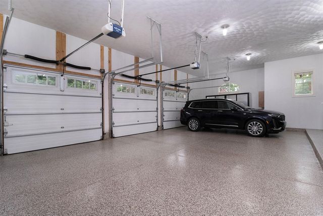 143 Waupakisco Beach, Battle Creek, MI 49015