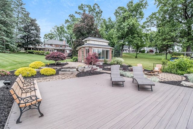 143 Waupakisco Beach, Battle Creek, MI 49015