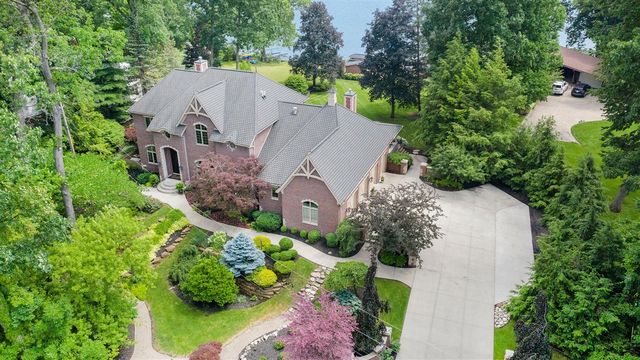 143 Waupakisco Beach, Battle Creek, MI 49015