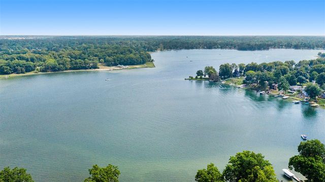 143 Waupakisco Beach, Battle Creek, MI 49015