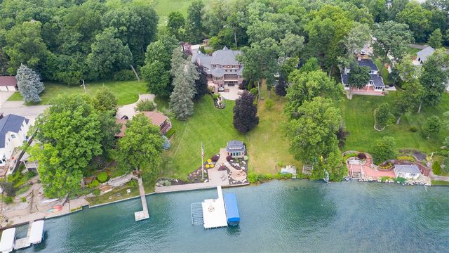 143 Waupakisco Beach, Battle Creek, MI 49015