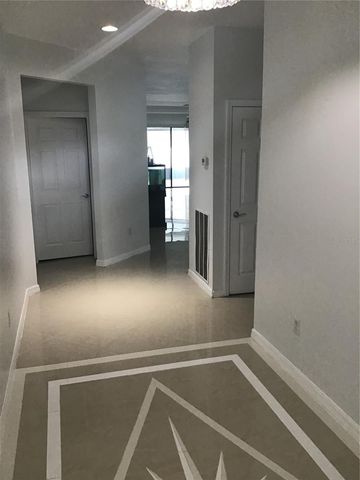 2211 LANDSIDE DRIVE, Valrico, FL 33594