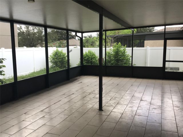2211 LANDSIDE DRIVE, Valrico, FL 33594
