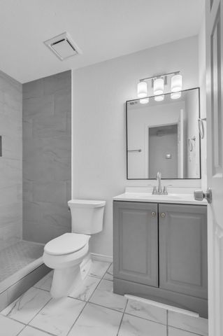 319 Faircrest Drive, Arlington, TX 76018