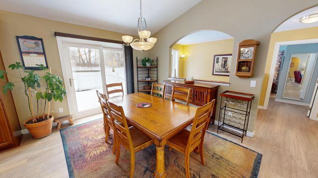 3177 Lakecrest Road NE, Alexandria, MN 56308