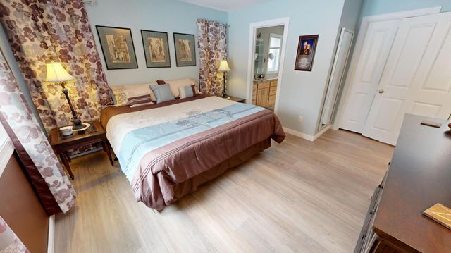 3177 Lakecrest Road NE, Alexandria, MN 56308