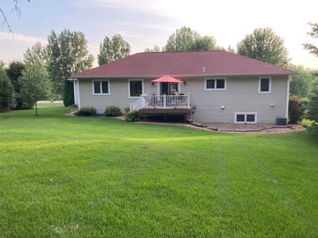 3177 Lakecrest Road NE, Alexandria, MN 56308