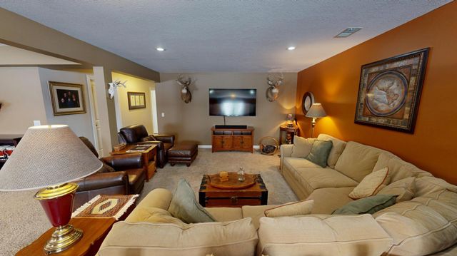 3177 Lakecrest Road NE, Alexandria, MN 56308