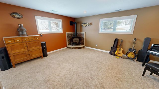 3177 Lakecrest Road NE, Alexandria, MN 56308