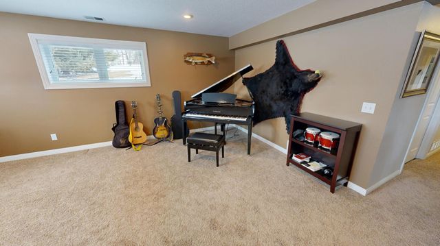 3177 Lakecrest Road NE, Alexandria, MN 56308