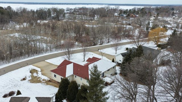 3177 Lakecrest Road NE, Alexandria, MN 56308