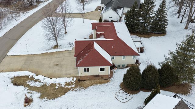 3177 Lakecrest Road NE, Alexandria, MN 56308