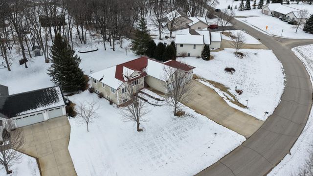 3177 Lakecrest Road NE, Alexandria, MN 56308