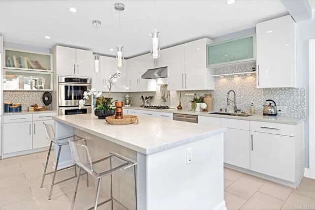 1725 Monterey Avenue, Coronado, CA 92118