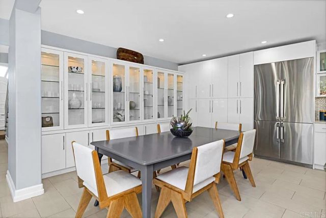 1725 Monterey Avenue, Coronado, CA 92118