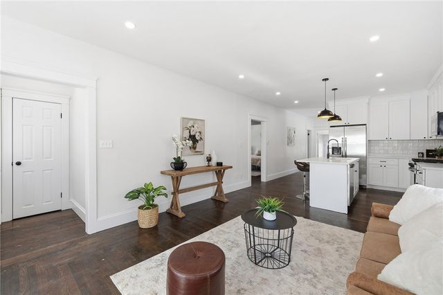 53 Oriole Avenue, Pawtucket, RI 02860