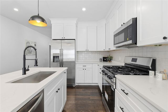 53 Oriole Avenue, Pawtucket, RI 02860