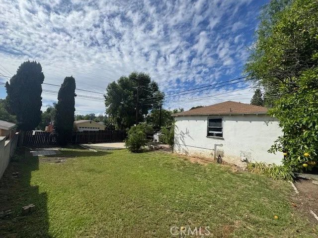 1469 ARMADALE AVE Avenue, Los Angeles, CA 90042