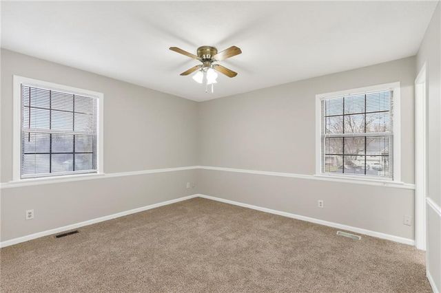 516 Sharon Drive, Liberty, MO 64068