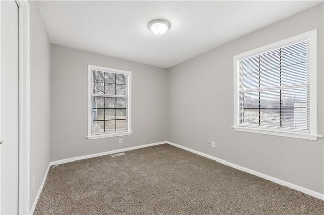 516 Sharon Drive, Liberty, MO 64068