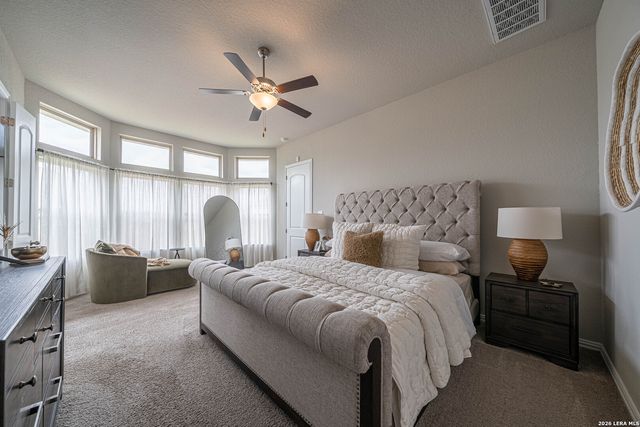 324 PROCTOR GRV, Cibolo, TX 78108