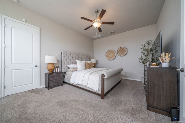 324 PROCTOR GRV, Cibolo, TX 78108