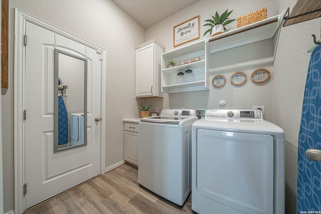 324 PROCTOR GRV, Cibolo, TX 78108