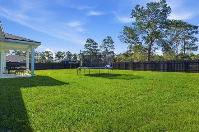 14 FISHER PLACE, Ocklawaha, FL 32179