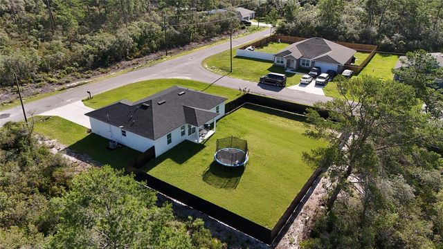 14 FISHER PLACE, Ocklawaha, FL 32179