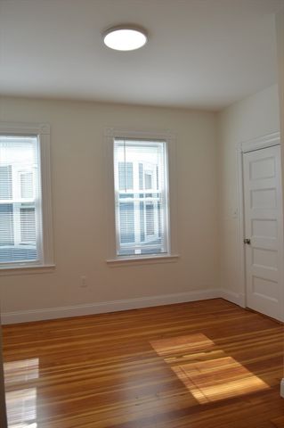 370B Centre St 2, Boston, MA 02130