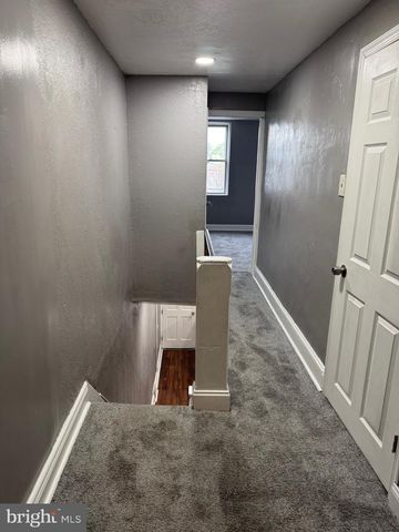 132 WALNUT ST, Colwyn, PA 19023