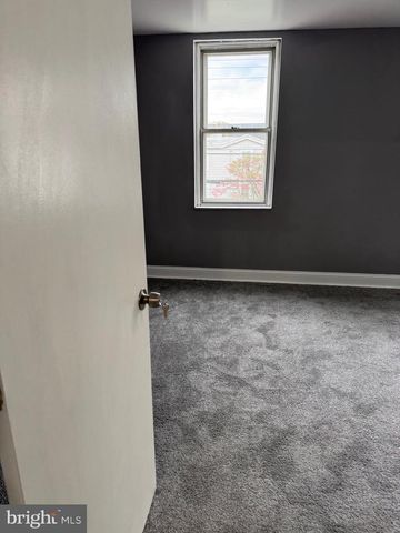 132 WALNUT ST, Colwyn, PA 19023