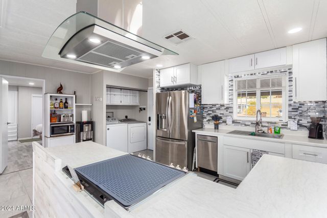 1611 E VILLA RITA Drive 113, Phoenix, AZ 85022