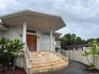 98-861 Kaahele Street, Aiea, HI 96701
