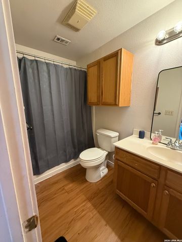 8915 Slumber St, Converse, TX 78109