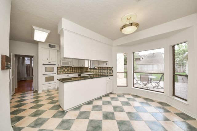 12215 Clearfork Drive, Houston, TX 77077