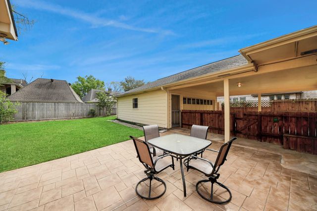 12215 Clearfork Drive, Houston, TX 77077