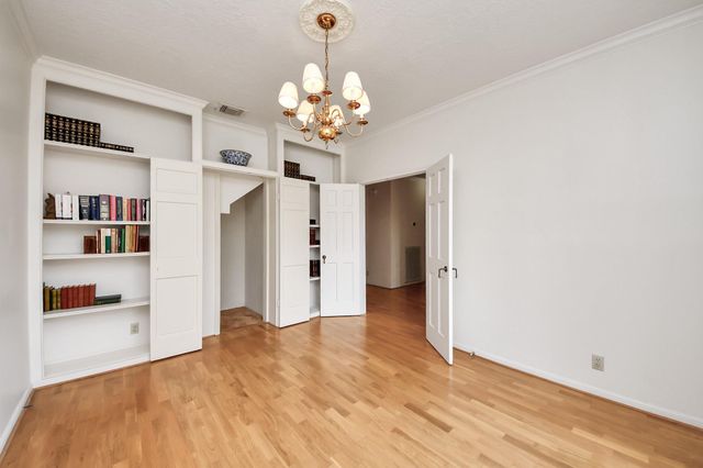 12215 Clearfork Drive, Houston, TX 77077