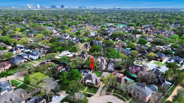 12215 Clearfork Drive, Houston, TX 77077