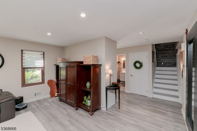 41 Killdeer Pl, Allamuchy Twp., NJ 07840