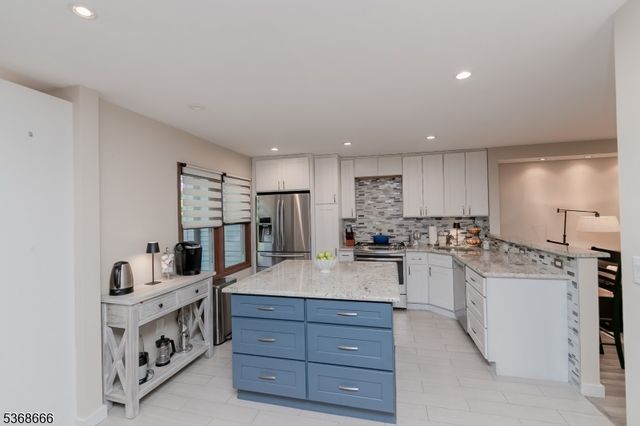 41 Killdeer Pl, Allamuchy Twp., NJ 07840