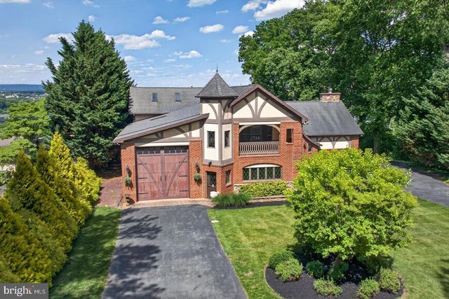 85 GREENWOOD CIRCLE, Wormleysburg, PA 17043
