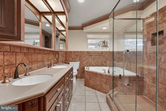 85 GREENWOOD CIRCLE, Wormleysburg, PA 17043