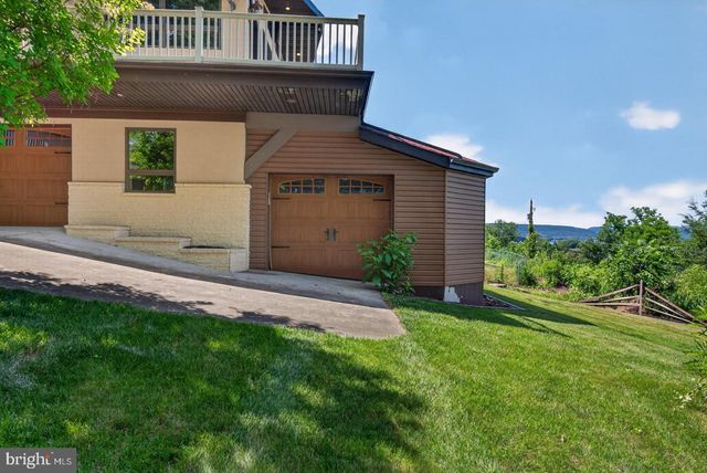 85 GREENWOOD CIRCLE, Wormleysburg, PA 17043