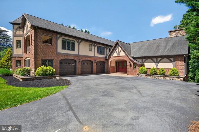 85 GREENWOOD CIRCLE, Wormleysburg, PA 17043