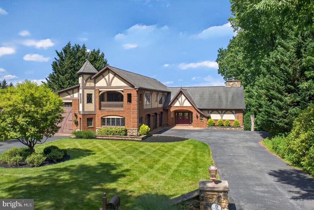 85 GREENWOOD CIRCLE, Wormleysburg, PA 17043