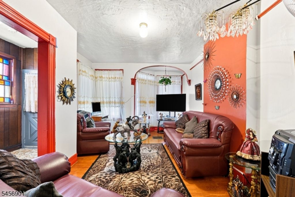 26 Lincoln St, Passaic City, NJ 07055 — photo 3