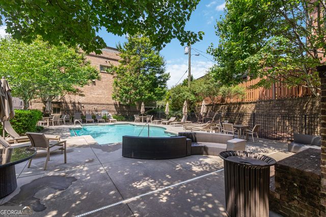 567 Ansley Circle NE, Atlanta, GA 30324