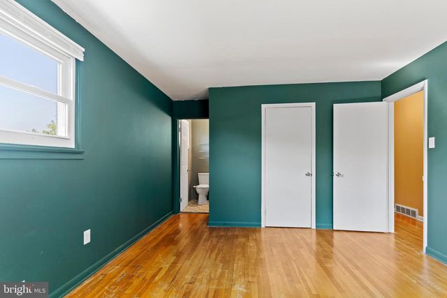 6 KAREN CT, Camp Hill, PA 17011